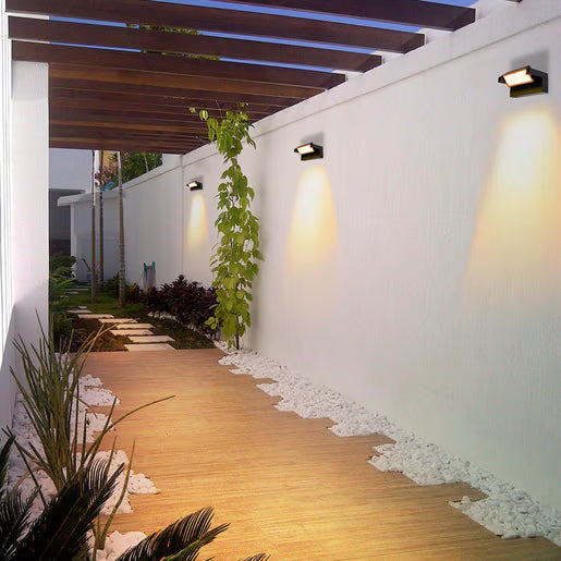 TANIA I | Lámpara Arbotante Exterior LED